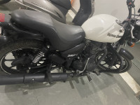 White Royal Enfield Thunderbird X 350