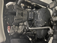 White Royal Enfield Thunderbird X 350