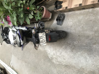 White Blue Yamaha YZF R15 V2