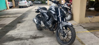 Yamaha FZ25