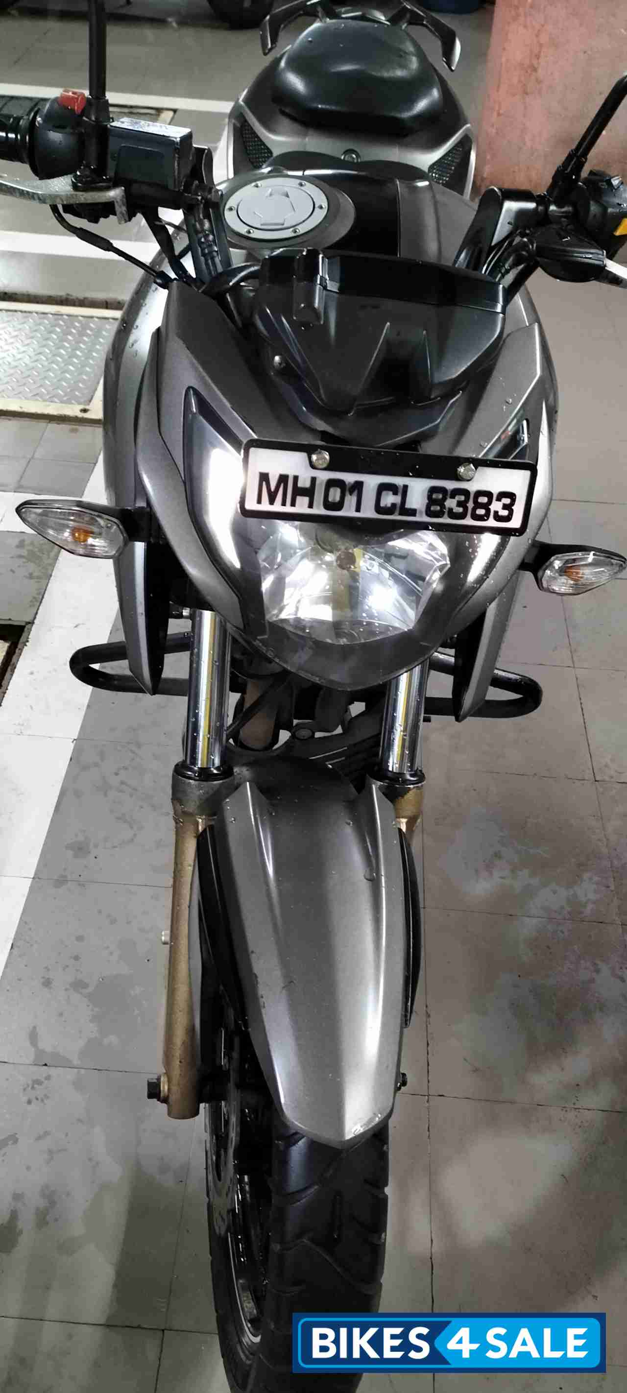 TVS Apache RTR 200 4V