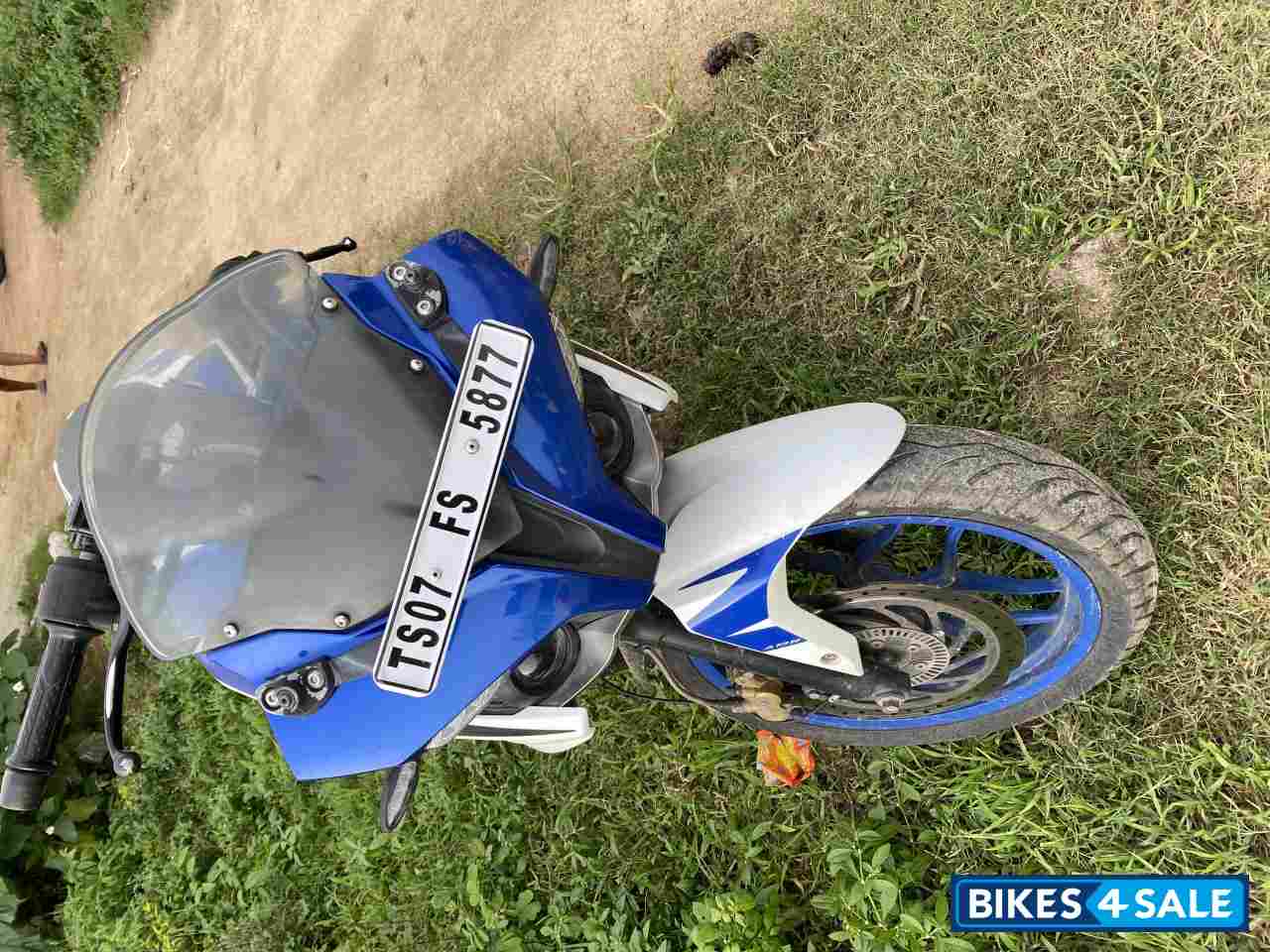 Bajaj Pulsar RS 200 ABS Bajaj Pulsar RS 200 ABS