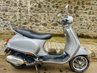 Silver Grey Vespa VXL 125 BS6