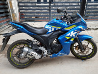 Blue Suzuki Gixxer SF Fi