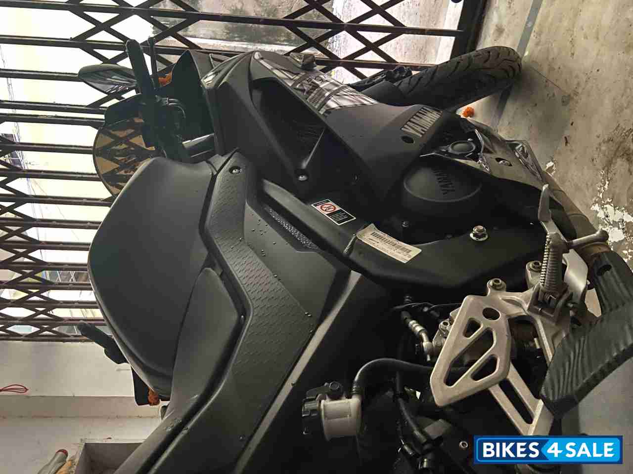 Black Yamaha YZF R15 V3 BS6