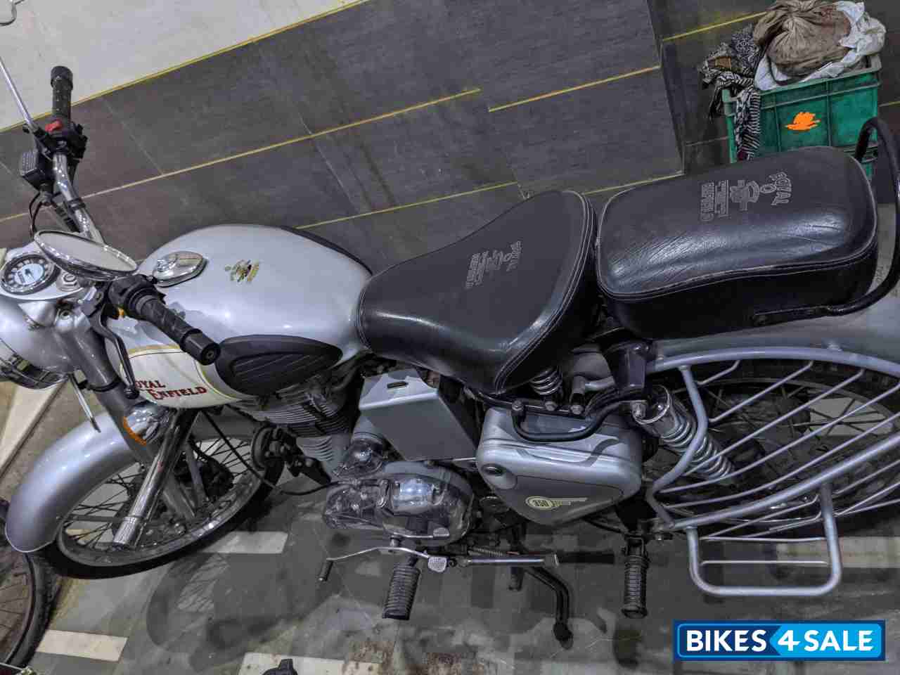 Silver Royal Enfield Classic 350