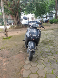 Black Honda Activa