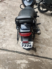 Bajaj Avenger Street 220