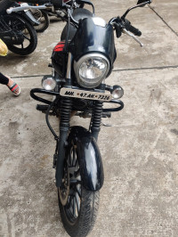 Bajaj Avenger Street 220