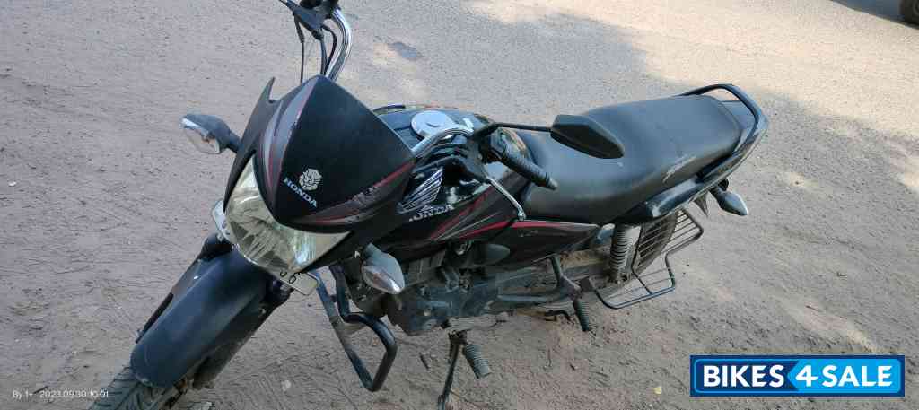 Honda CB Shine