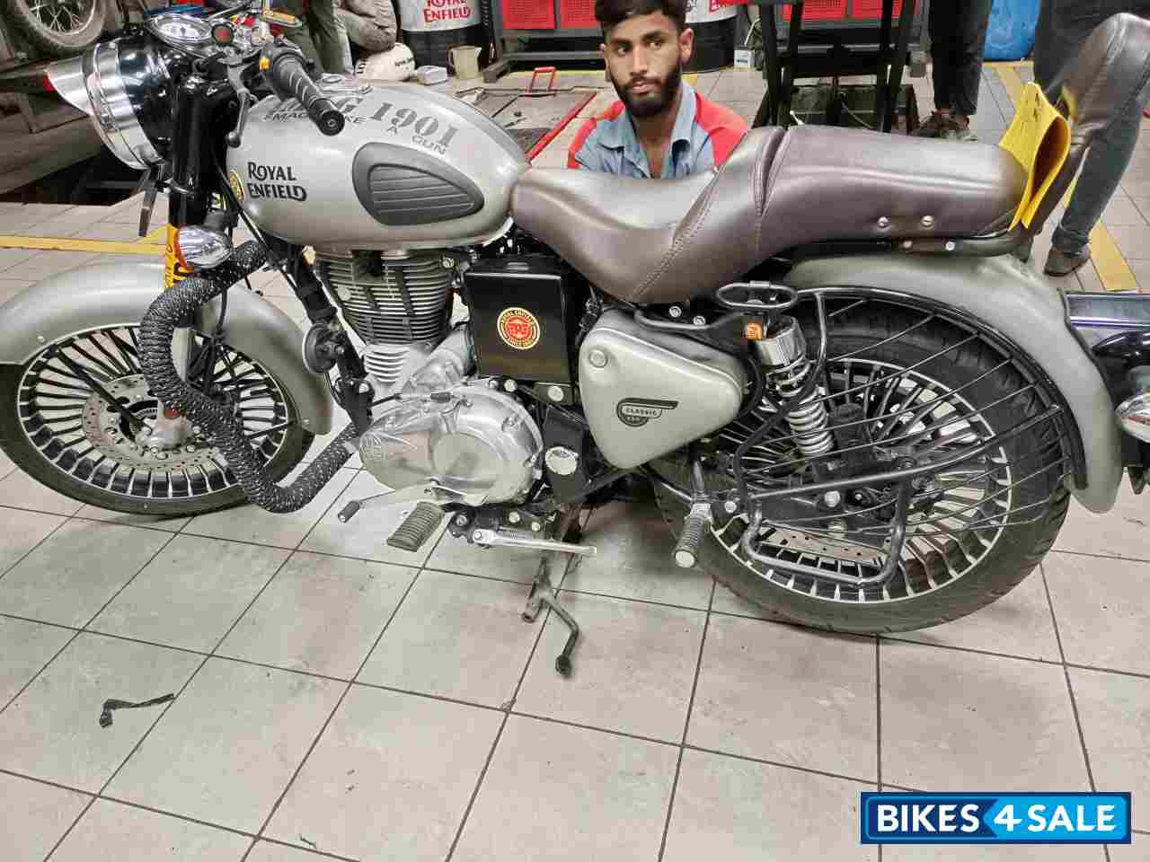 Royal Enfield Classic 350 BS VI
