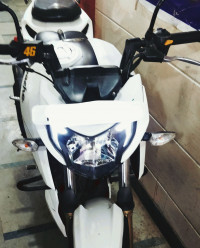 White TVS Apache RTR 200 4V