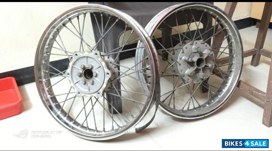 Royal Enfield Thunderbird 500 Royal Enfield Thunderbird 500