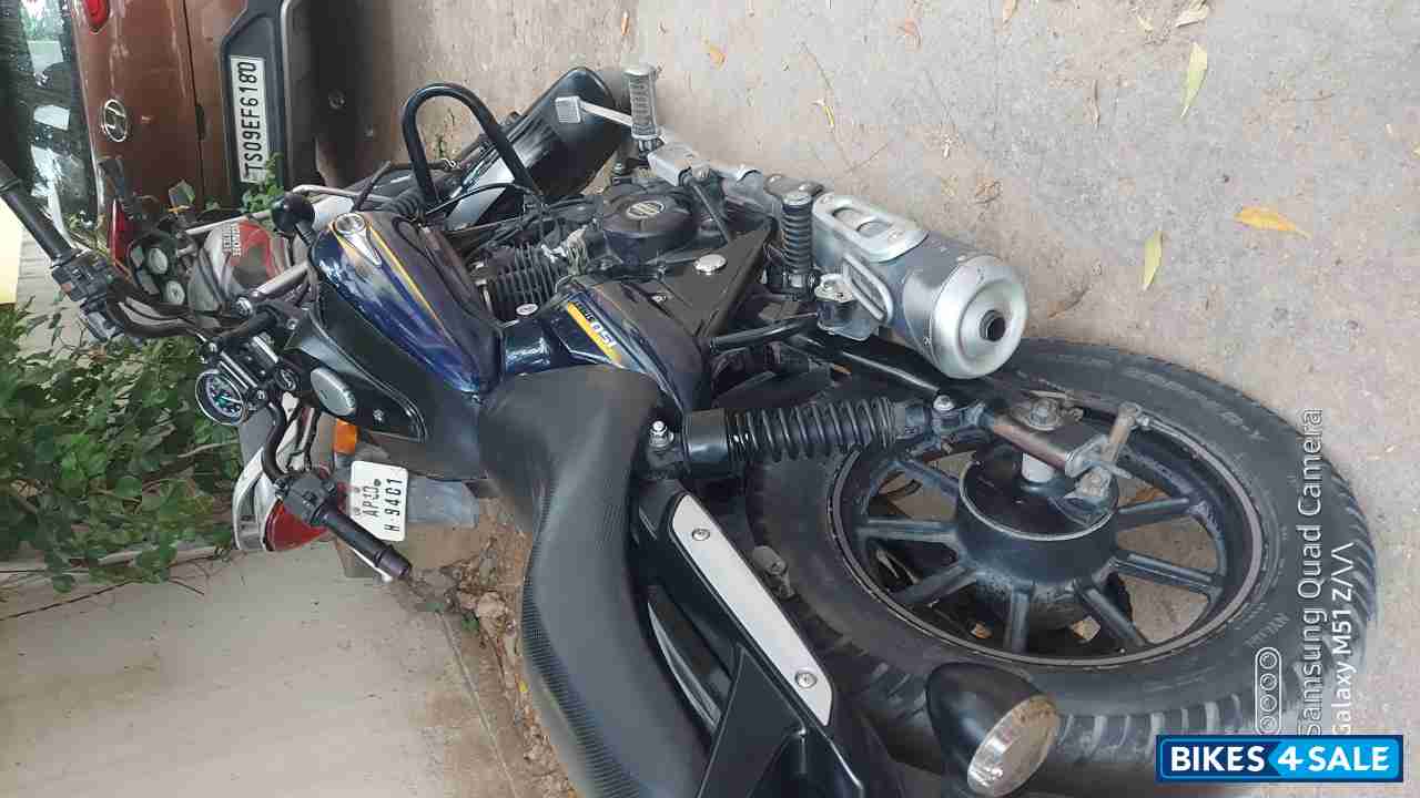 Bajaj Avenger Street 150