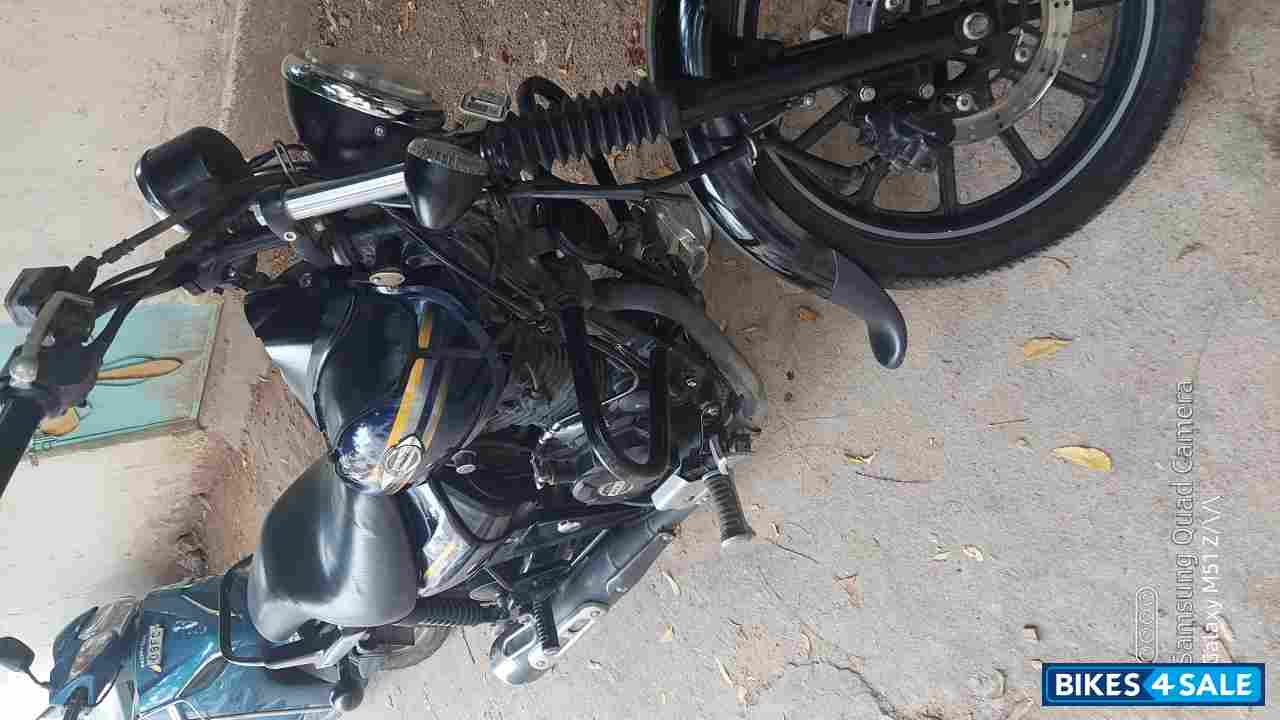 Bajaj Avenger Street 150