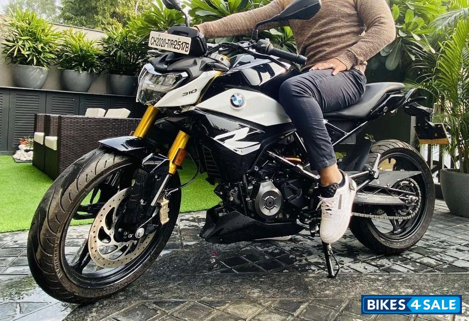 BMW G 310 R