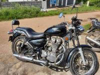 Black Royal Enfield Thunderbird 350