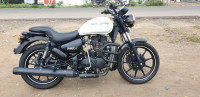 White Royal Enfield Thunderbird X 350