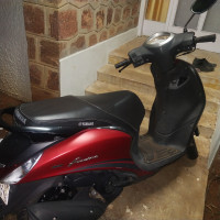 Red Yamaha Fascino