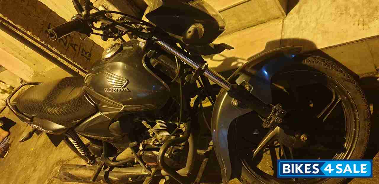 Honda CB Shine