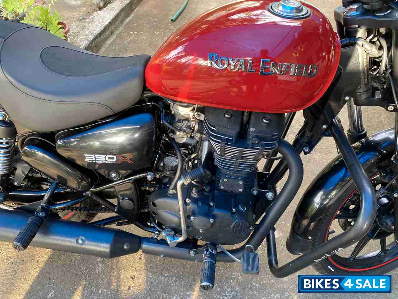 Red Royal Enfield Thunderbird X 350
