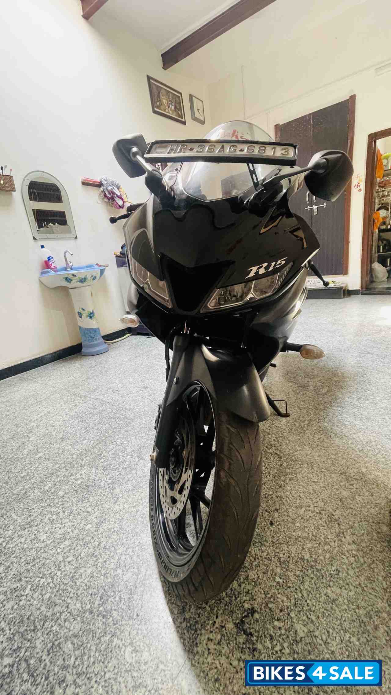 Dark Knight Yamaha YZF R15 V3