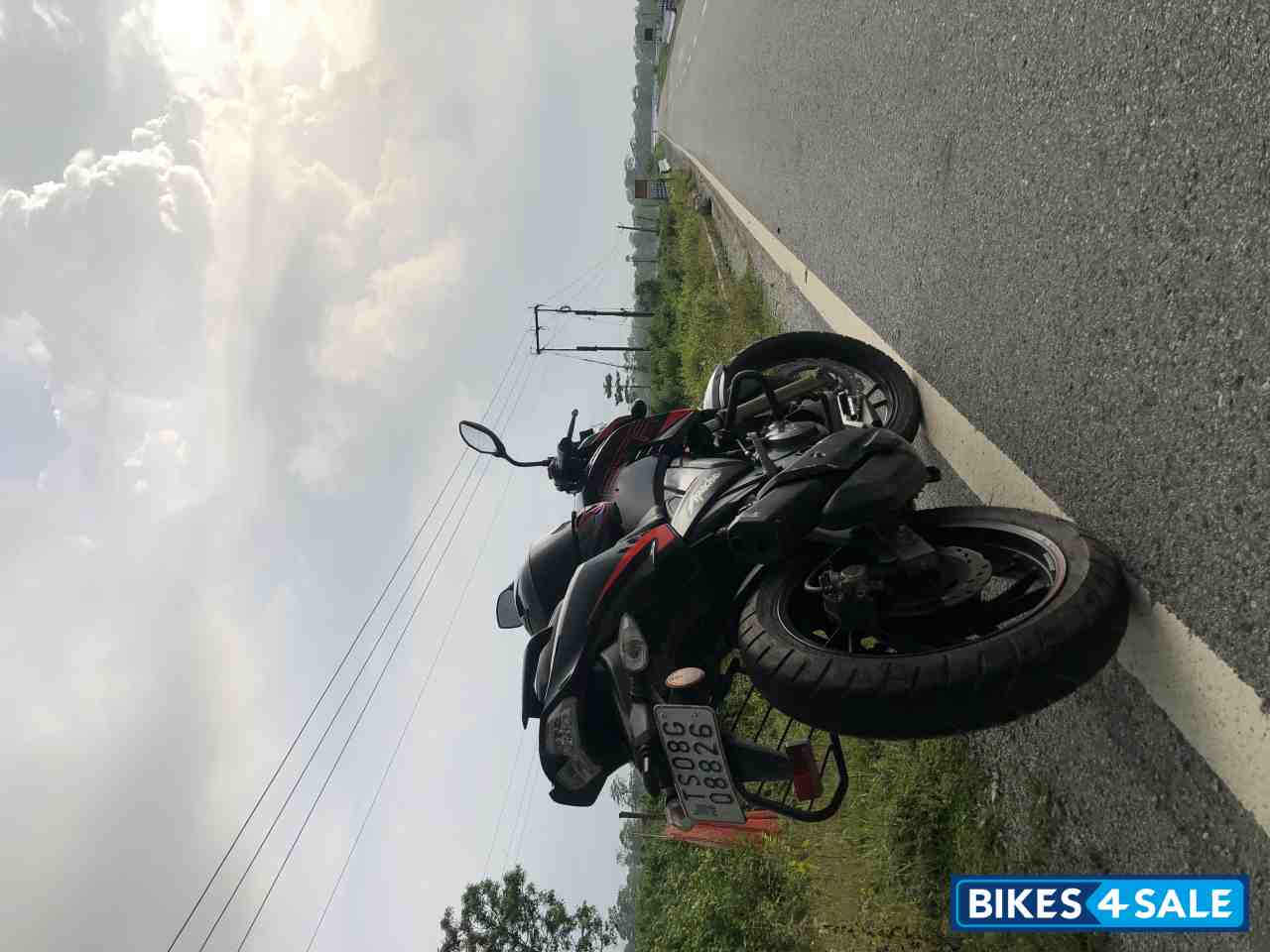 TVS Apache RTR 200 4V