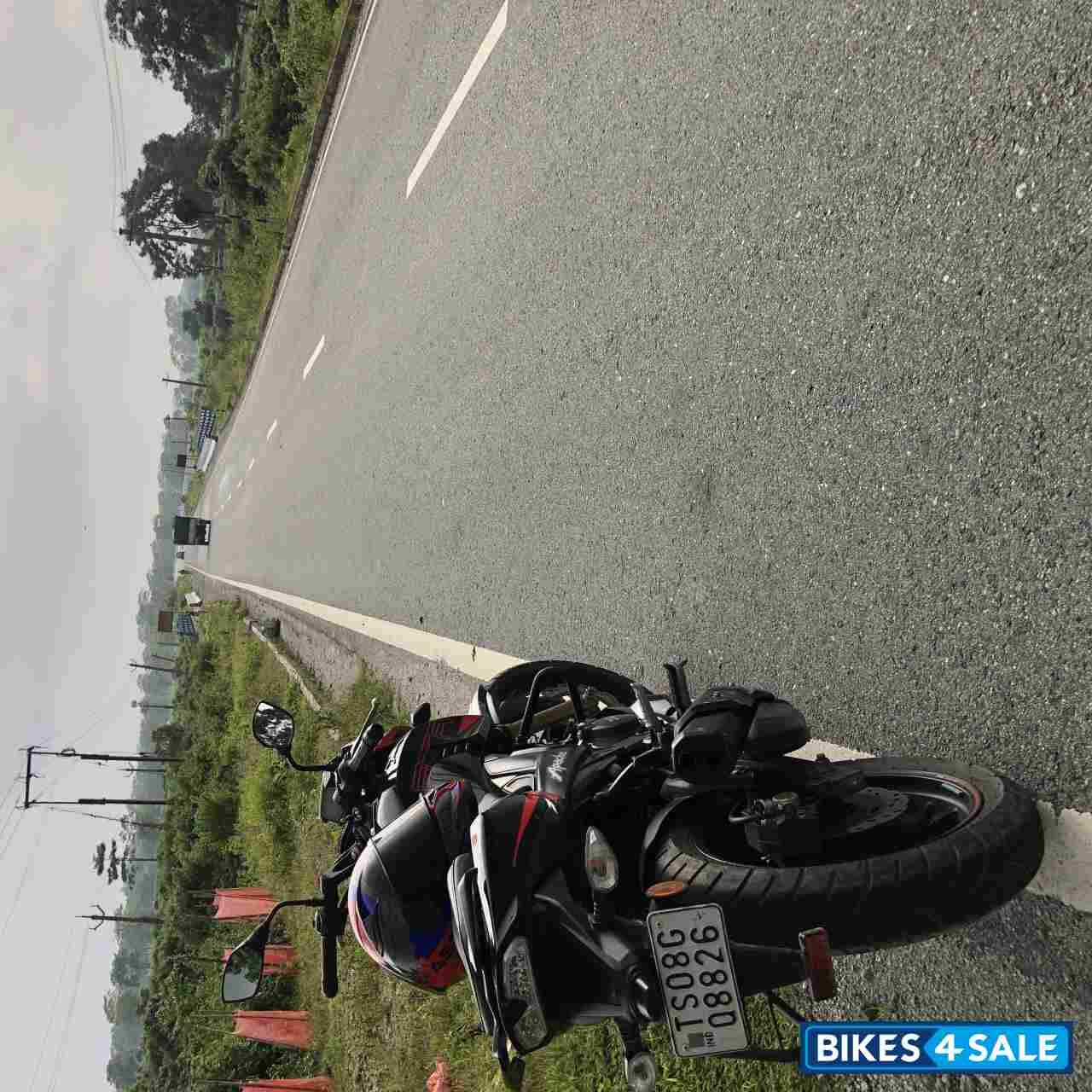 TVS Apache RTR 200 4V