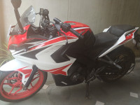 Bajaj Pulsar RS 200 ABS