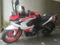 Bajaj Pulsar RS 200 ABS