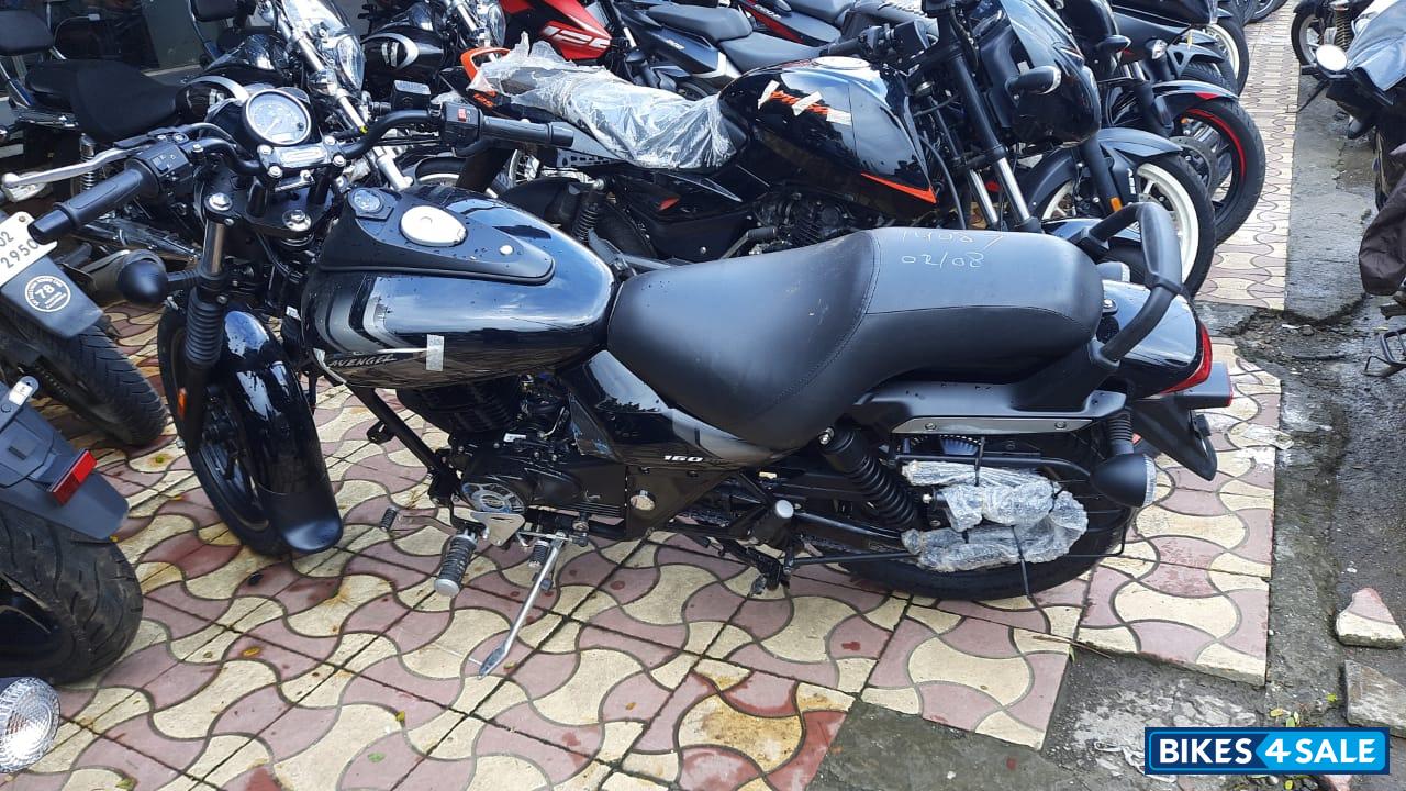 Bajaj Avenger Street 160 BS6