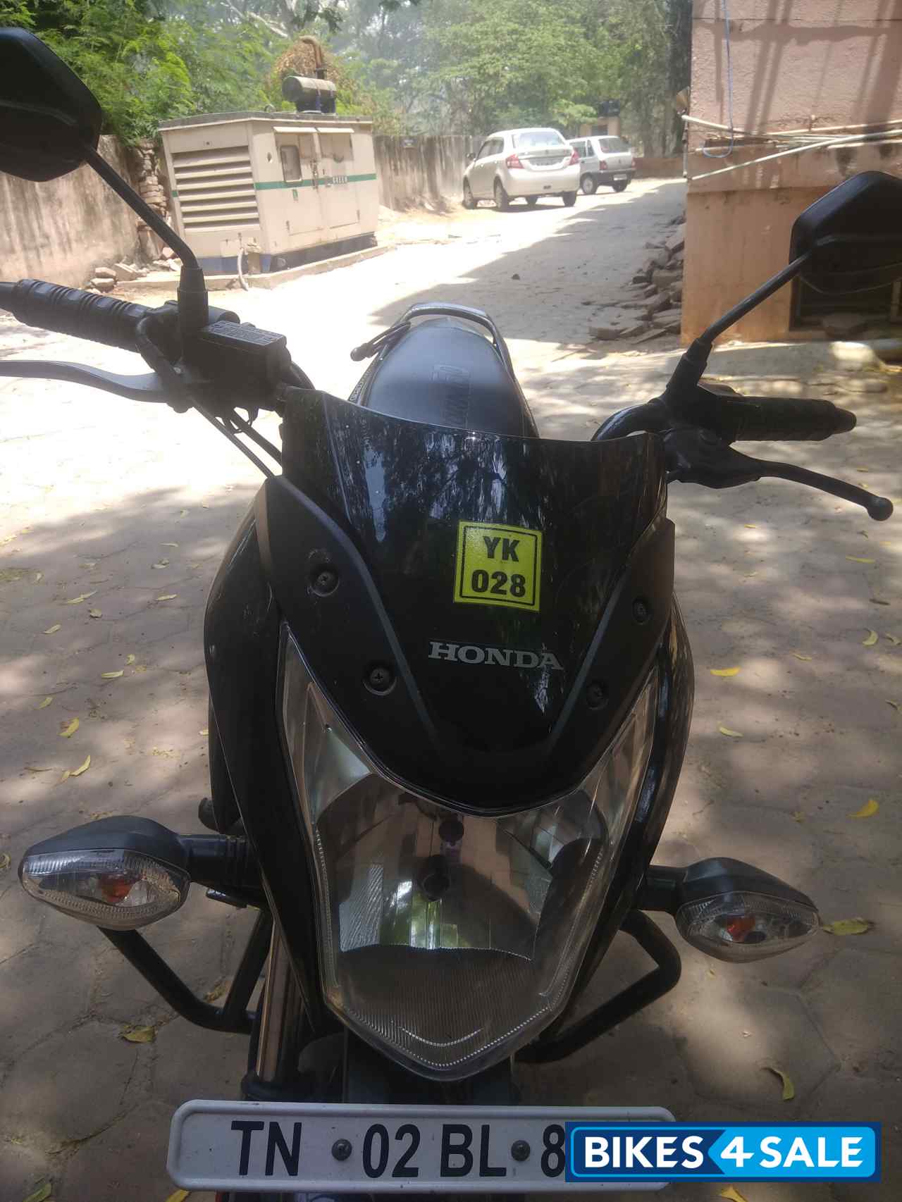 Black Honda CB Unicorn 160