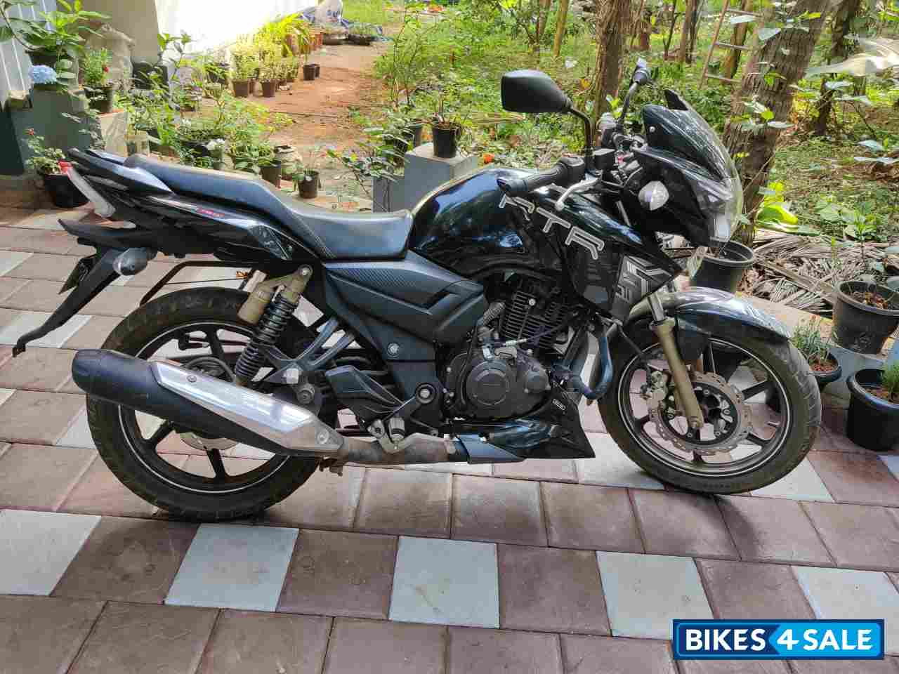 TVS Apache RTR 180