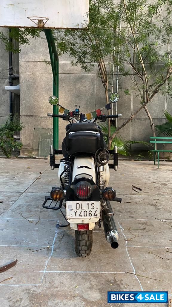 Ash Royal Enfield Classic 350 Ash Royal Enfield Classic 350