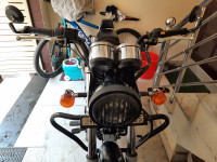 Matte Black Royal Enfield Thunderbird 350