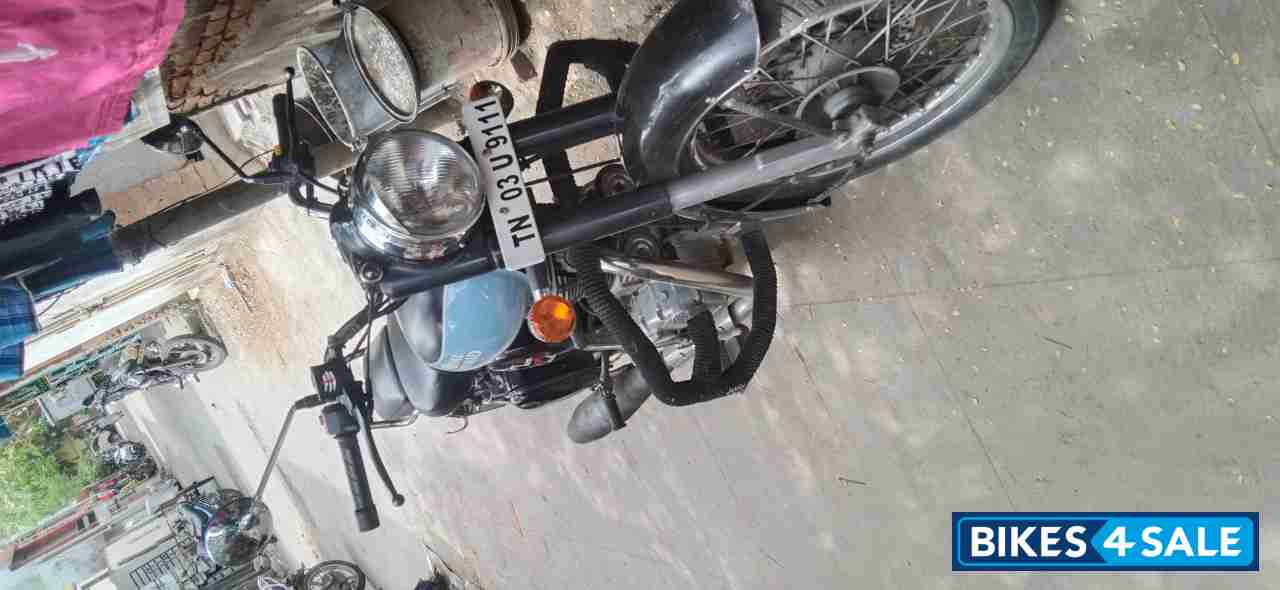 Blue Royal Enfield Classic 350 Redditch Blue