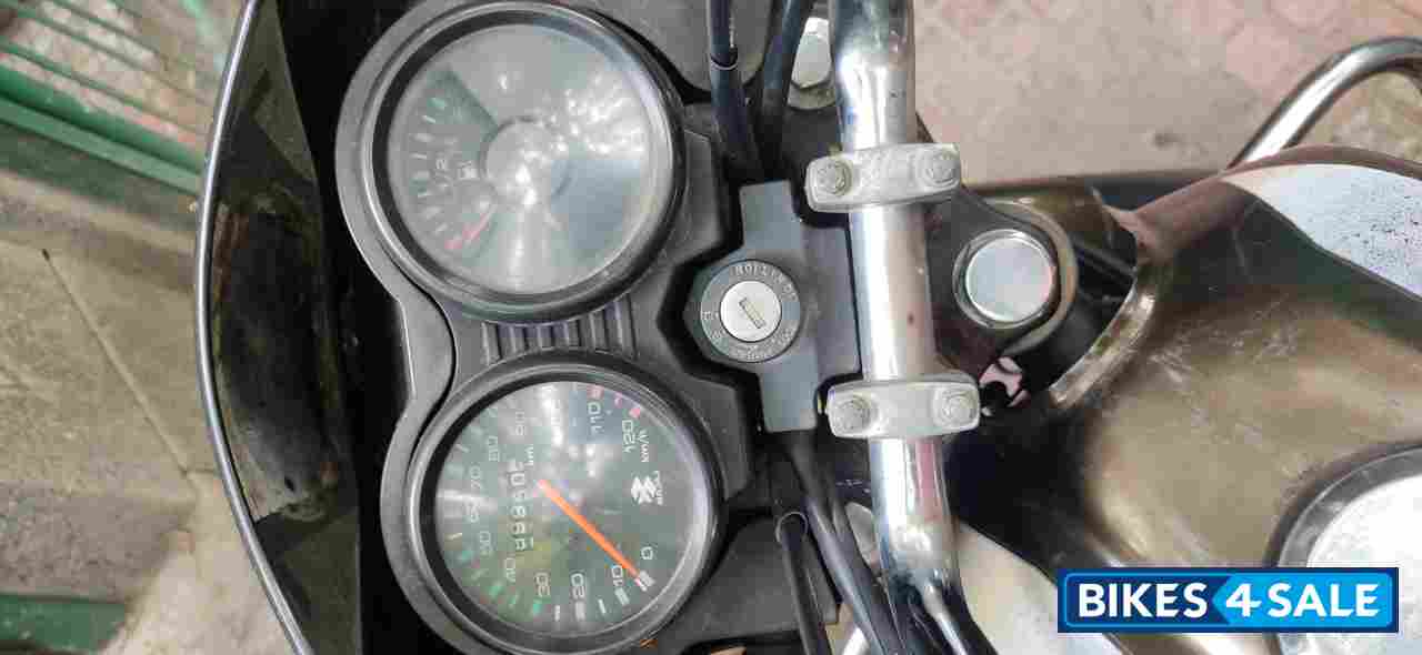 Gray Bajaj CT 100 Gray Bajaj CT 100