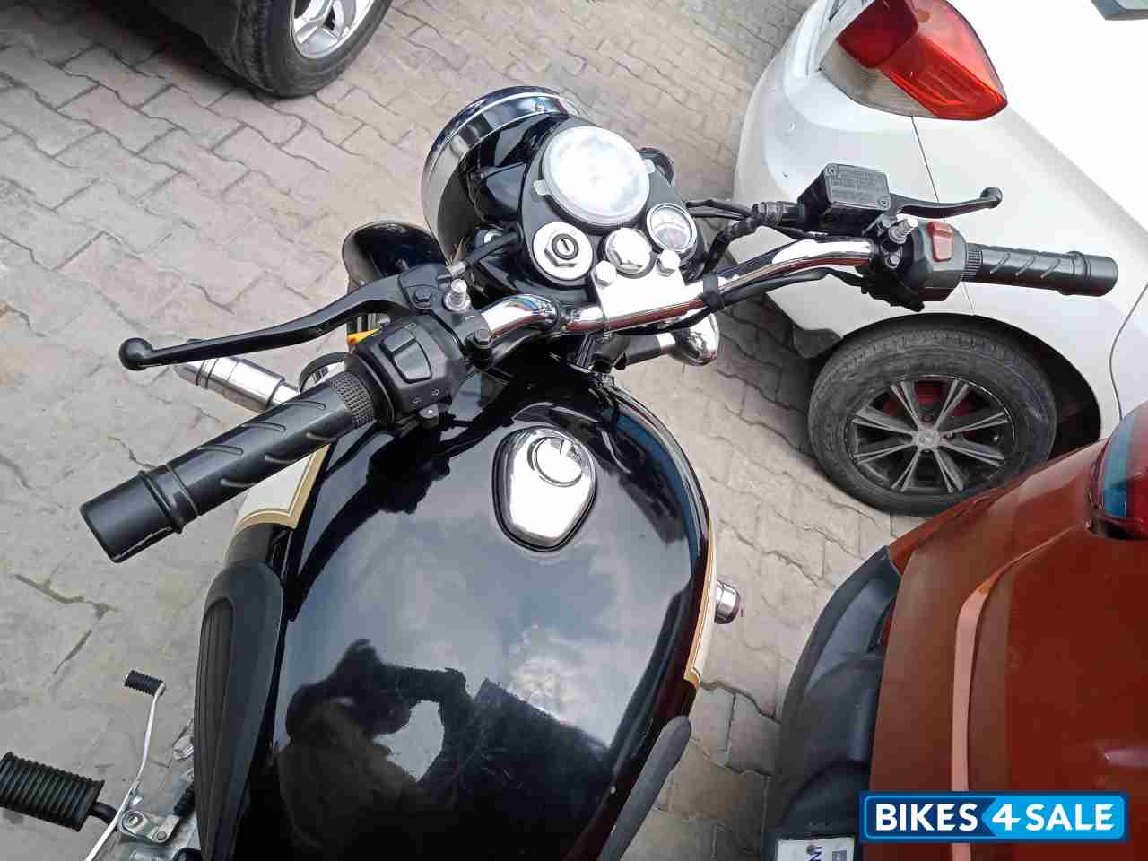 Royal Enfield Classic 350 Royal Enfield Classic 350