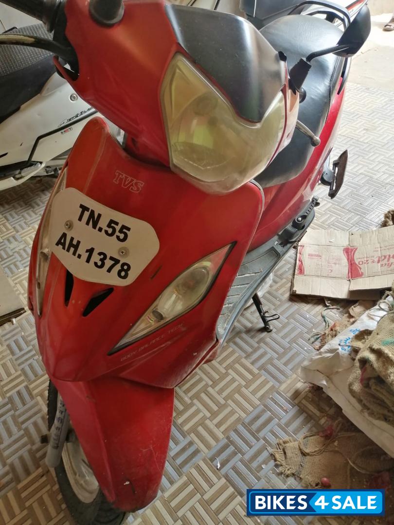 Red TVS Wego