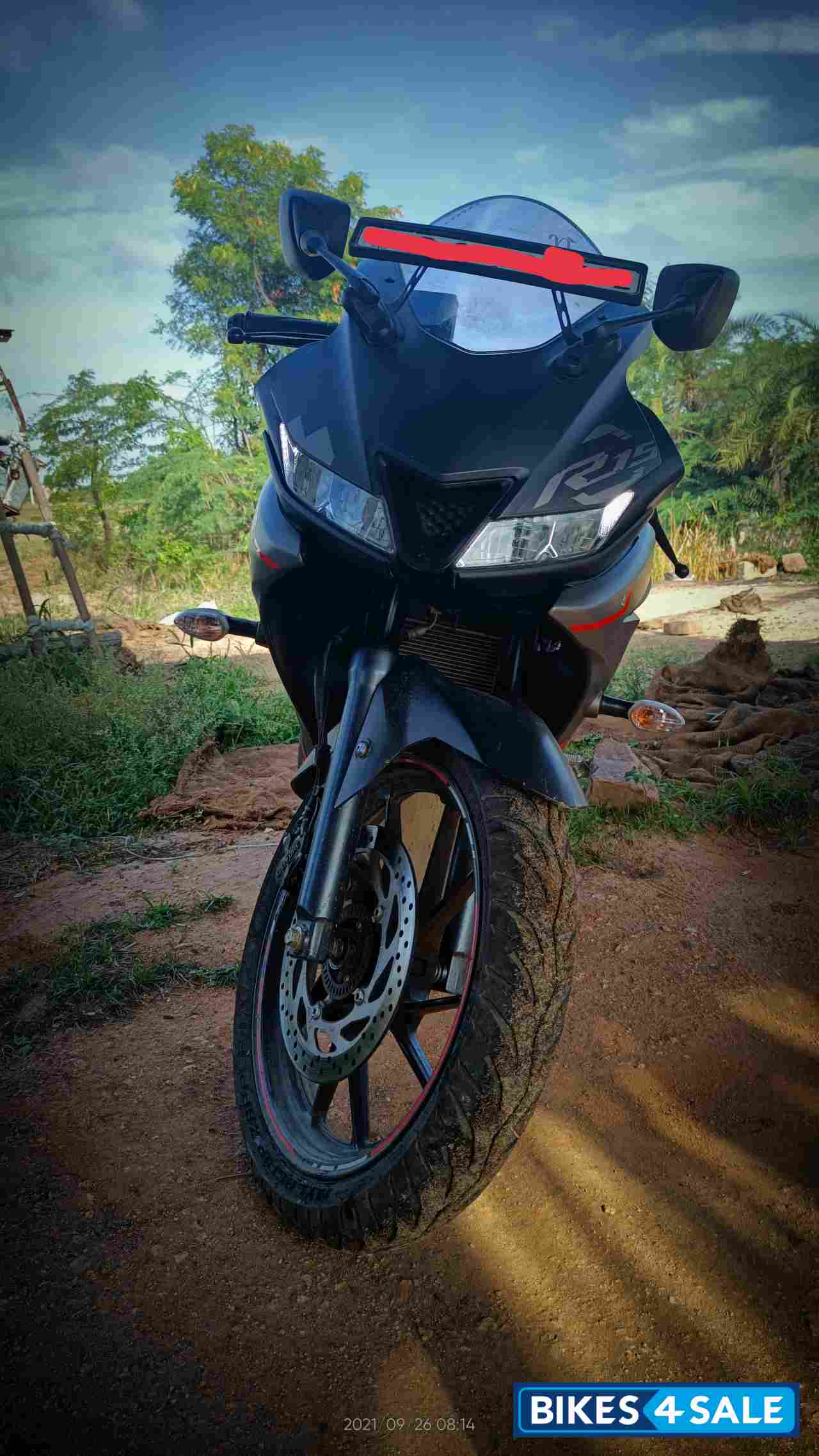 Titanic Grey And Red Yamaha YZF R15 V3