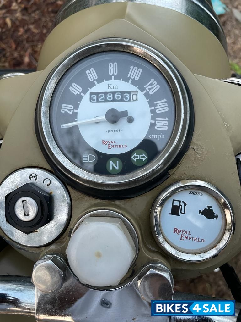 Brown Royal Enfield Classic Desert Storm