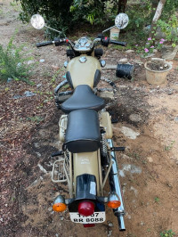 Brown Royal Enfield Classic Desert Storm