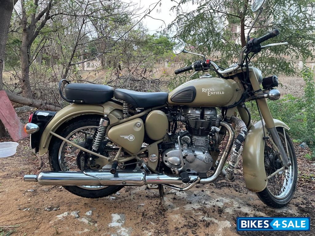 Brown Royal Enfield Classic Desert Storm