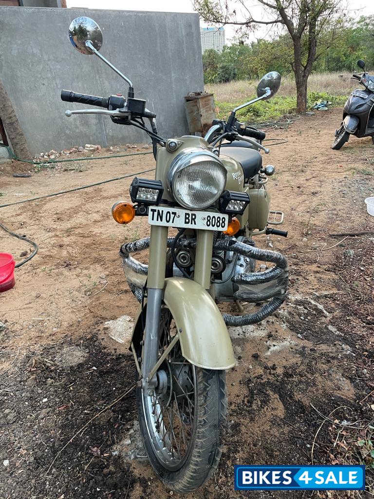 Brown Royal Enfield Classic Desert Storm