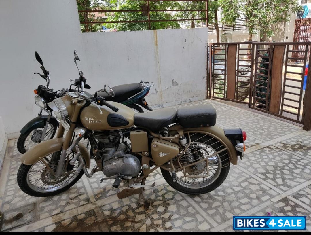 Royal Enfield Classic 500