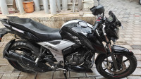 Black TVS Apache RTR 160 4V