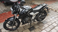 Black TVS Apache RTR 160 4V