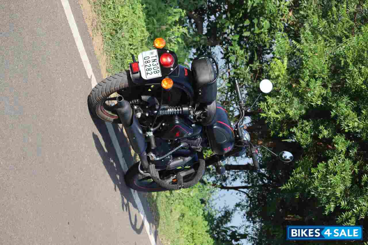 Royal Enfield Classic Stealth Black