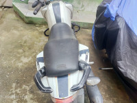 White TVS Apache RTR 160