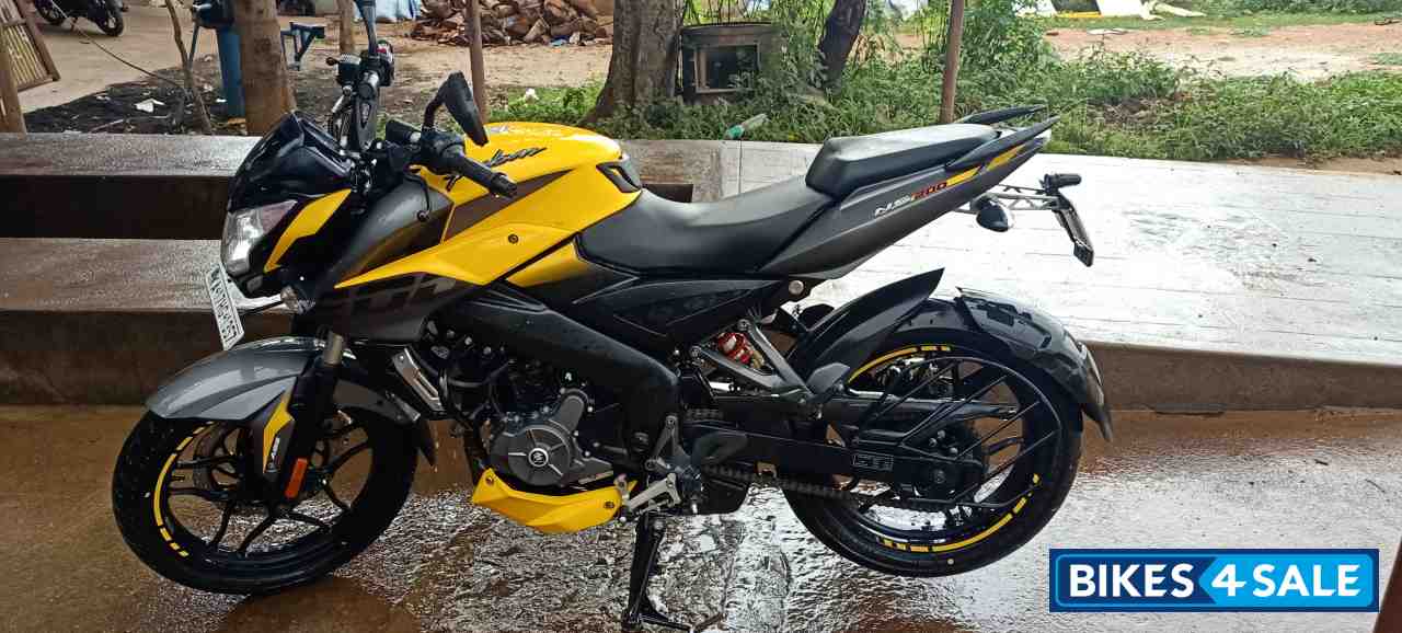 Bajaj Pulsar NS 200 BS6